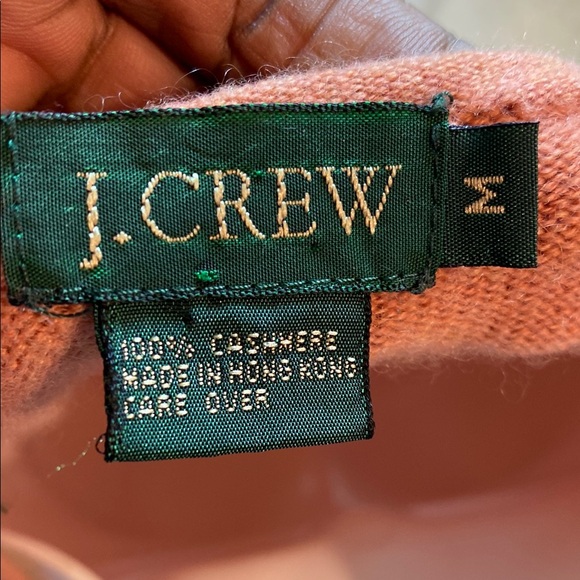 J. Crew 100% Cashmere Short Sleeve Top Crew Neck Size Medium Sweater - Picture 3 of 13